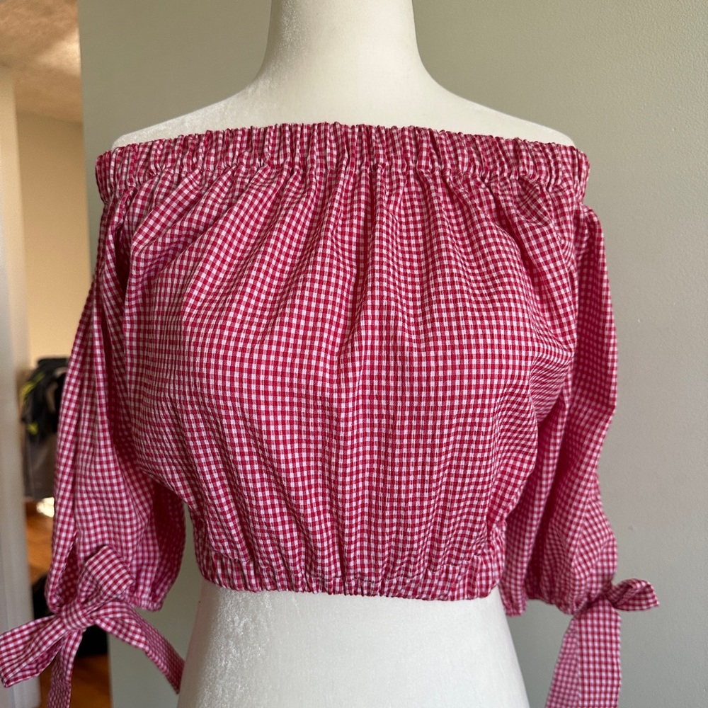 Red & White Checkered Crop Top